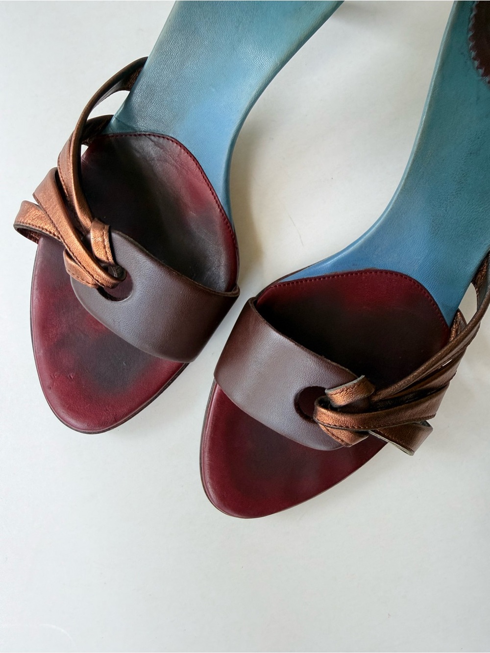Vintage MaxMara Metallic Copper Burgundy Red Blue Leather Low Heeled Sandals 38 - Picture 9 of 12